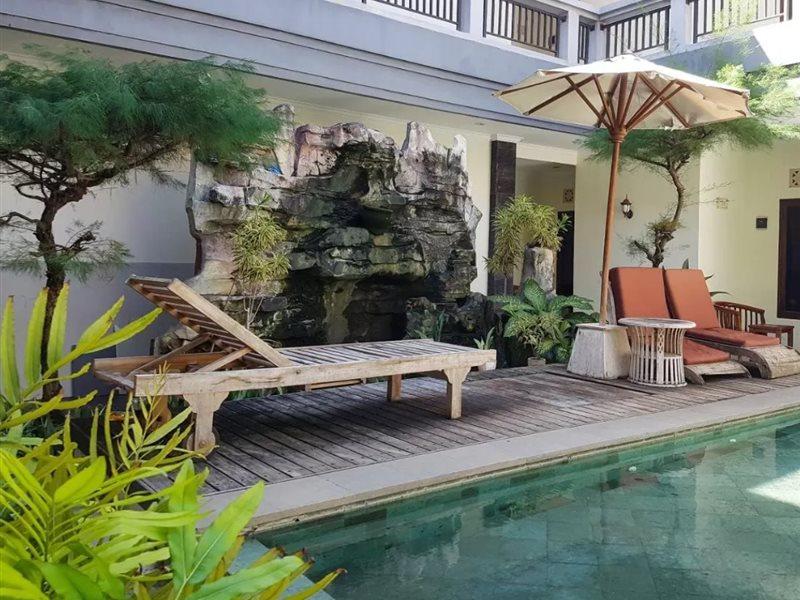Teges Inn Kuta Kuta  Exterior photo